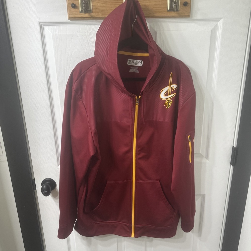Majestic Cleveland Cavaliers Men's Ready For Action Therma Base Full-Zip Hoodie